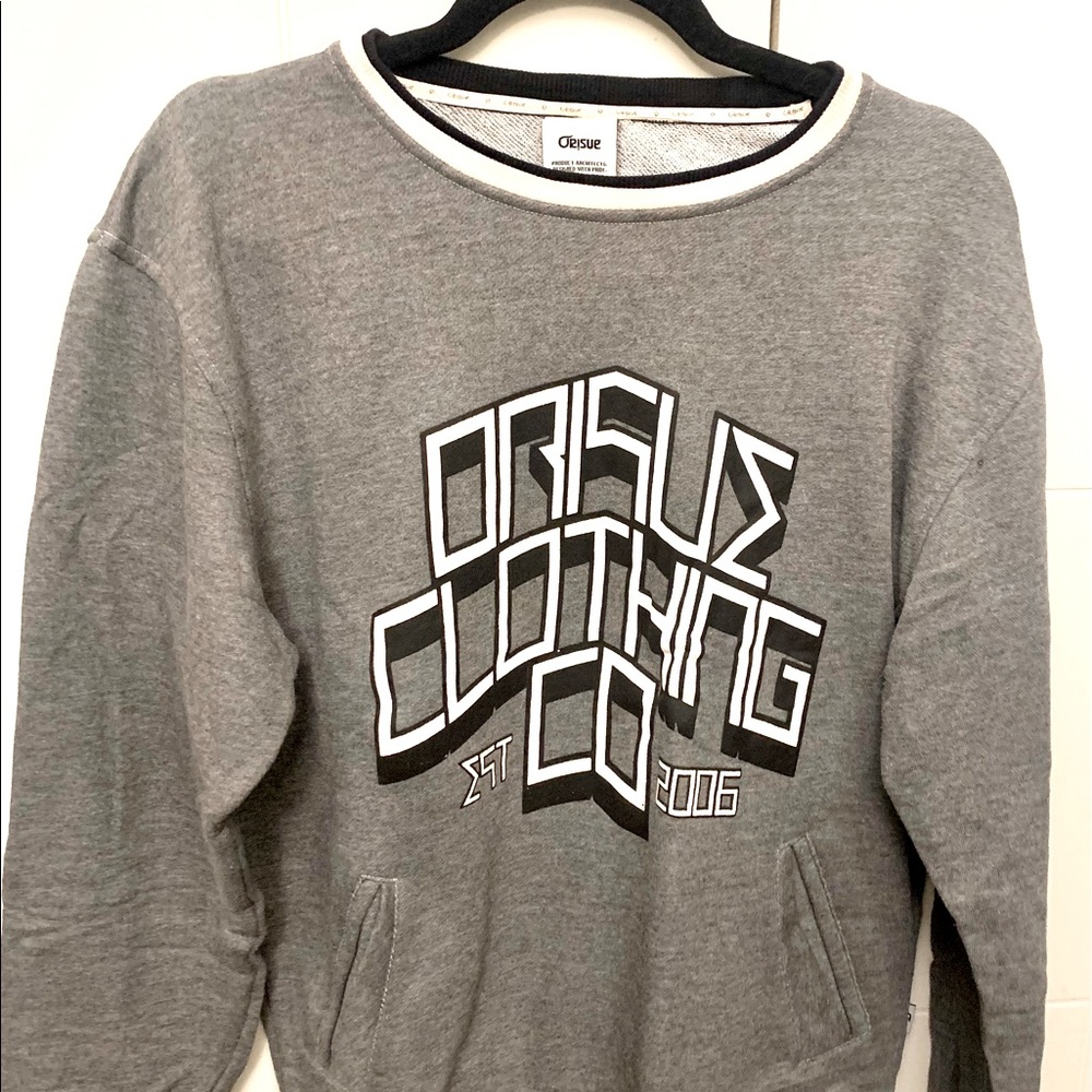 GRAY ORISUE SWEATER SIZE MEDIUM - SHIPPING DISCOUNT INCLUDED